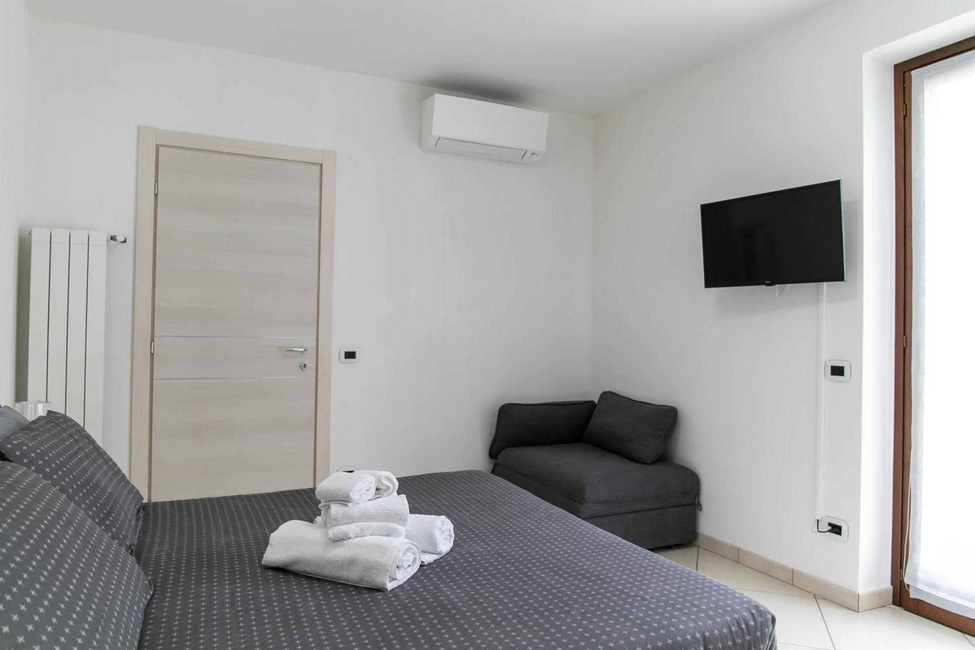 Relax House Baveno Appartement Buitenkant foto